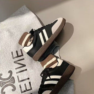 RetroCourt Classic Trainers, product view 6