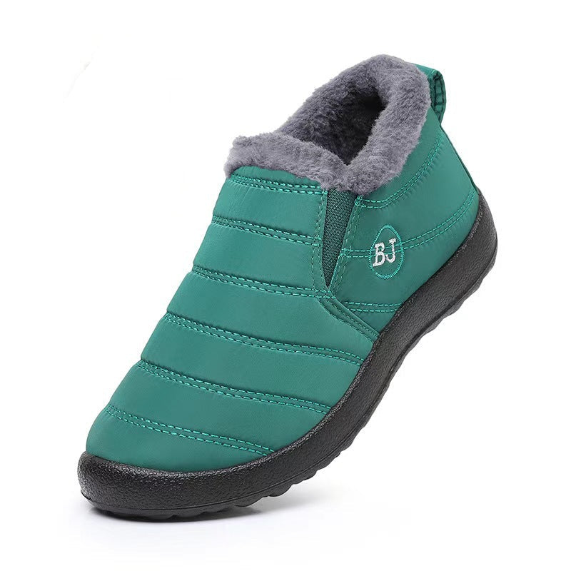 Easy-on winter boots featured in a guide to simpler winter footwear entry