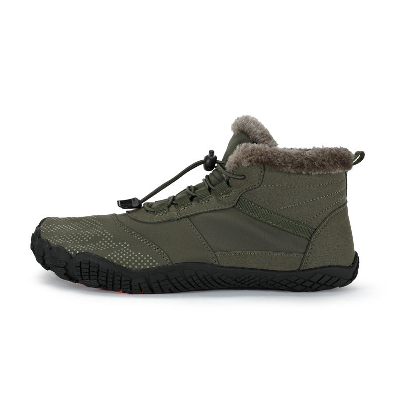 FrostRidge winter boots featured in a wide toe box fit guide
