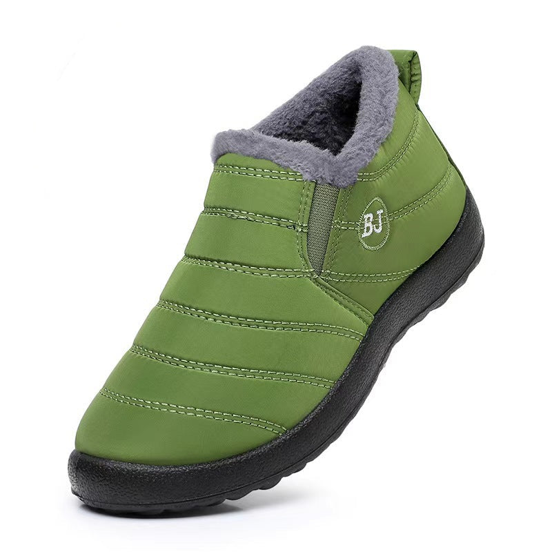 WinterEase slip-on snow boots featured in an easy-entry winter boot review