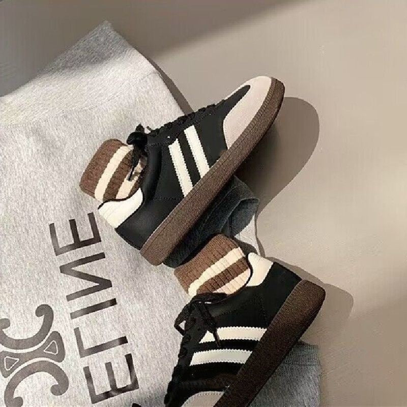 RetroCourt Classic Trainers, product view 6