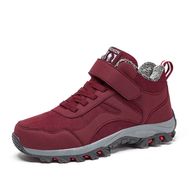 Trailwarm Fleece-Lined High-Top Winter Walking Shoes, product view 1