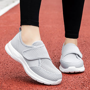 Easefit Stride Wide Velcro Walking Shoes, product view 4