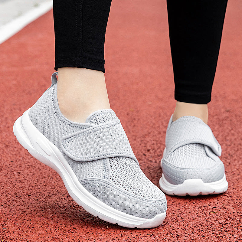 Easefit Stride Wide Velcro Walking Shoes, product view 4